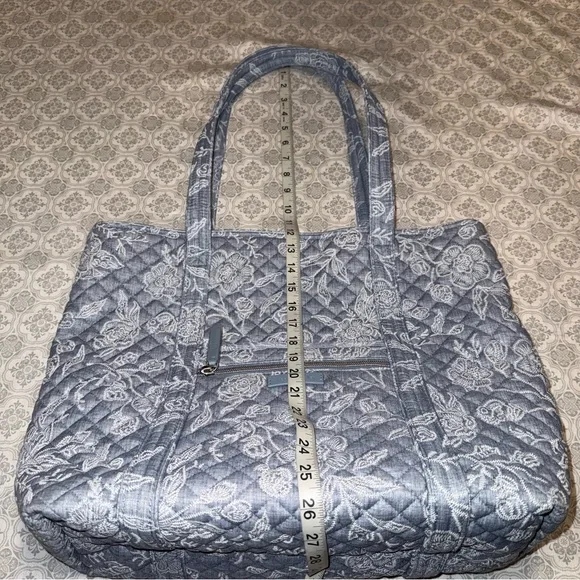 VERA BRADLEY ICONIC VERA TOTE PARK LACE - Picture 8 of 8